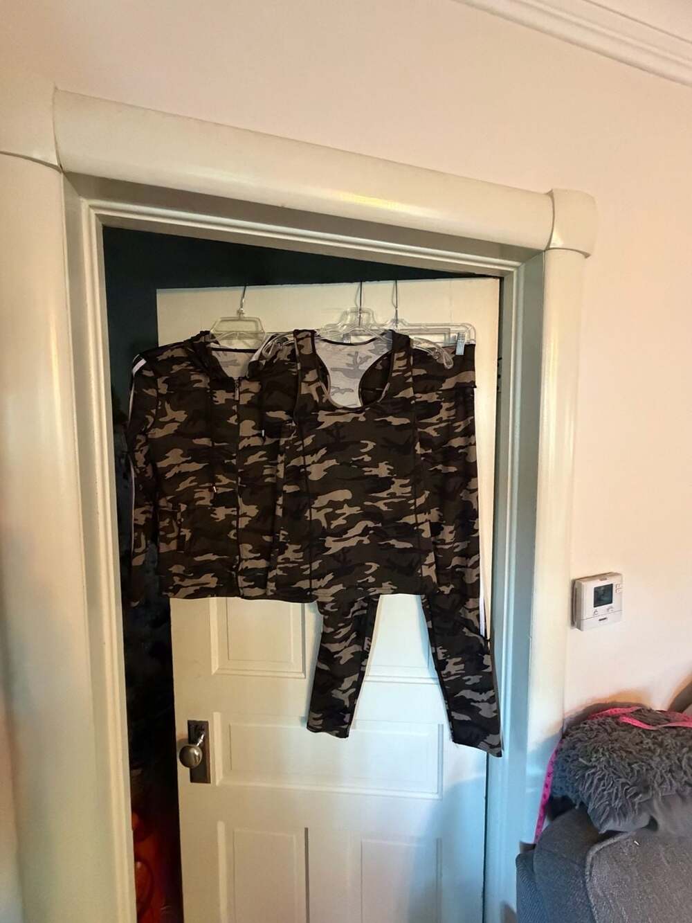 World of Leggings Camouflage 3-Piece Set Size S/M Green